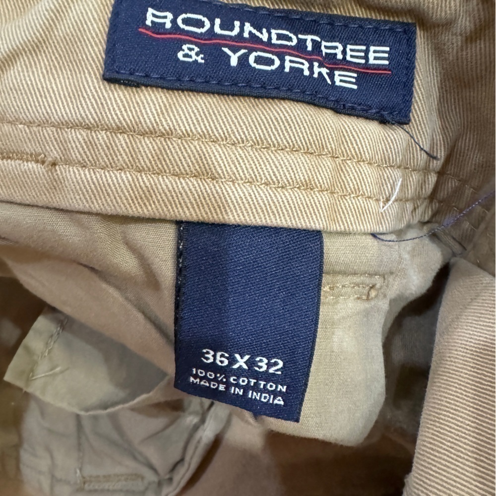 Men’s Roundtree And Yorke Khaki chino pants 36/32 EUC - Picture 3 of 4